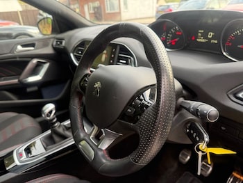 Used Peugeot 308 SW 2017 for sale - 76068852: Photo 4