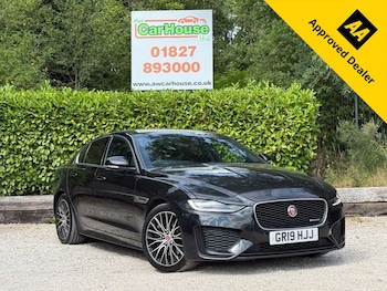Used Jaguar XE 2019 for sale - 79103435: Photo
