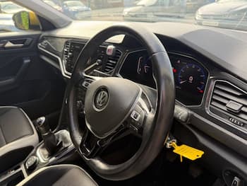 Used Volkswagen T-Roc 2018 for sale - 79791267: Photo