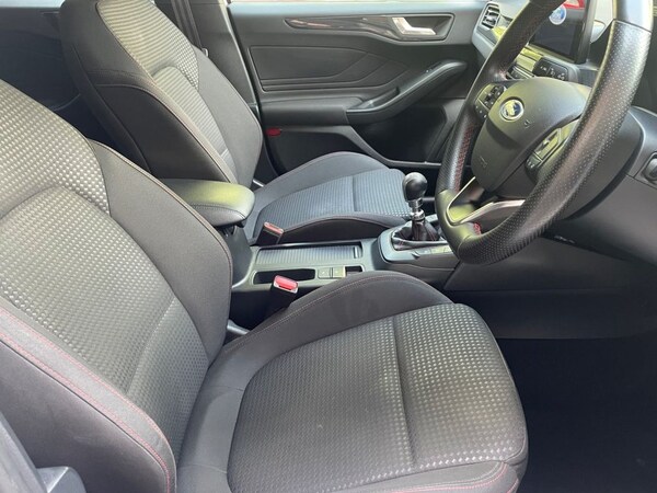 Used Ford Focus 2021 for sale - 75654072: Photo 14