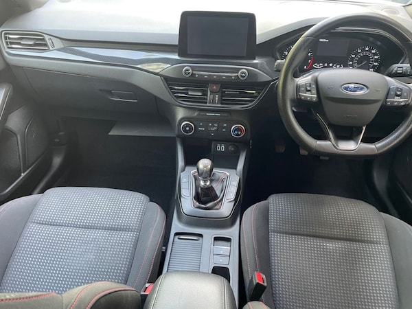 Used Ford Focus 2021 for sale - 75654072: Photo 3