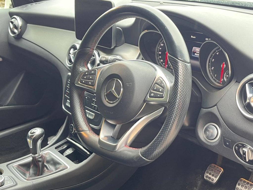 Used Mercedes-Benz GLA 2018 for sale - 76267115: Photo 4