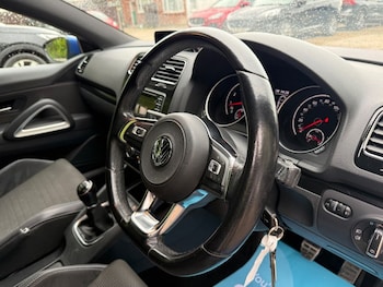 Used Volkswagen Scirocco 2017 for sale - 78556950: Photo