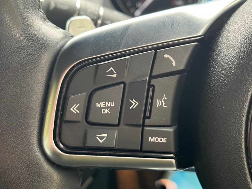 Used Jaguar F-Type 2019 for sale - 76396329: Photo 24