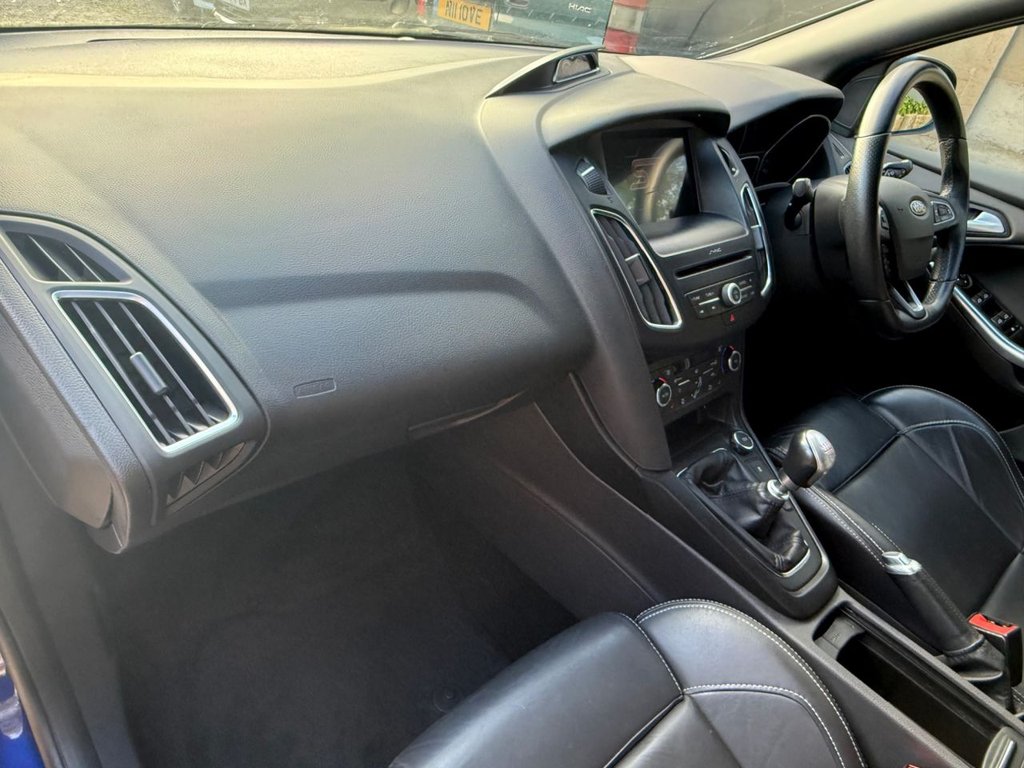 Used Ford Focus 2017 for sale - 76570359: Photo 15