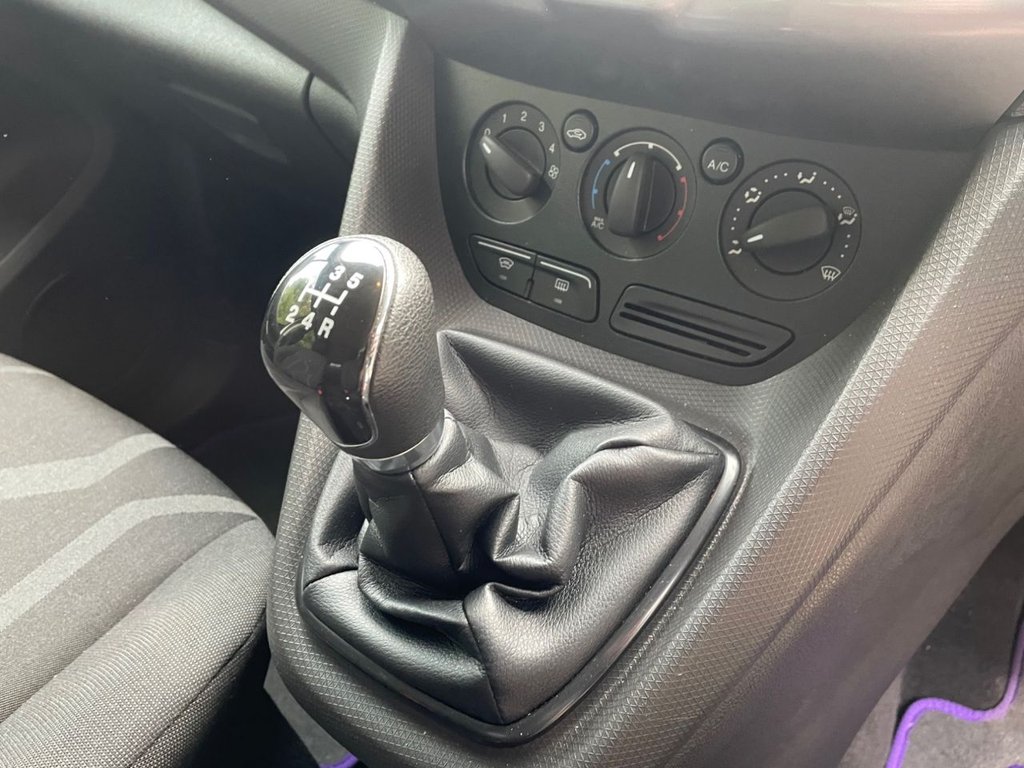Used Ford Tourneo Connect 2017 for sale - 76356264: Photo 21