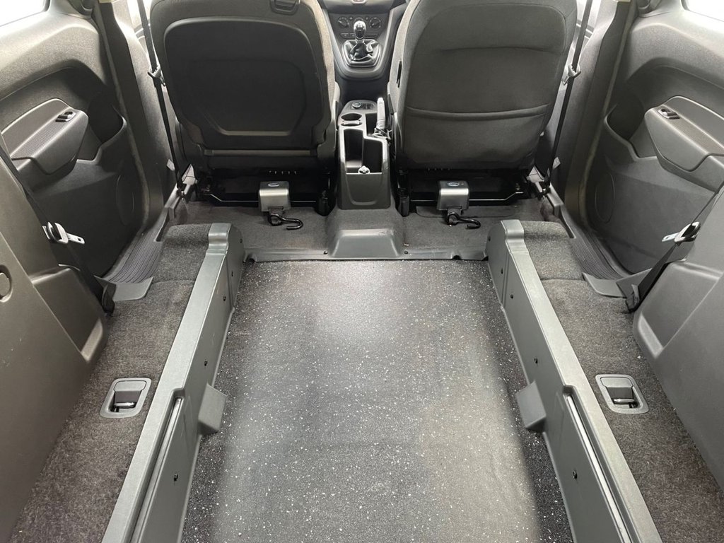 Used Ford Tourneo Connect 2017 for sale - 76356264: Photo 30