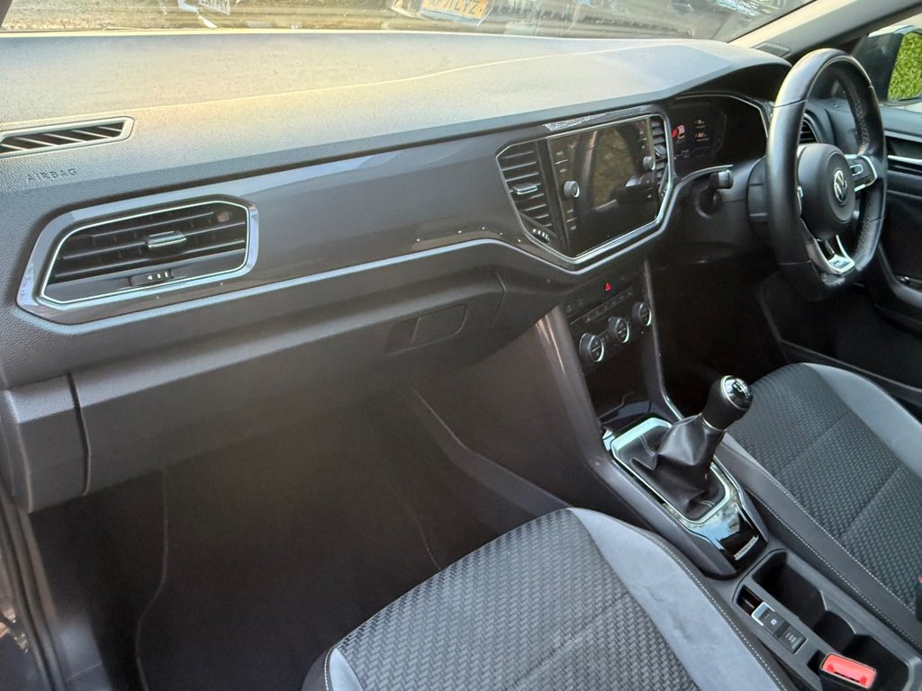 Used Volkswagen T-Roc 2021 for sale - 76617645: Photo 19