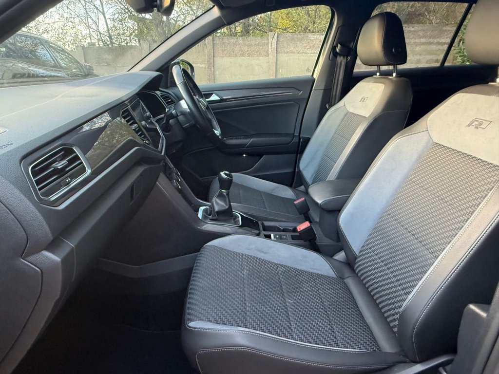 Used Volkswagen T-Roc 2021 for sale - 76617645: Photo 21