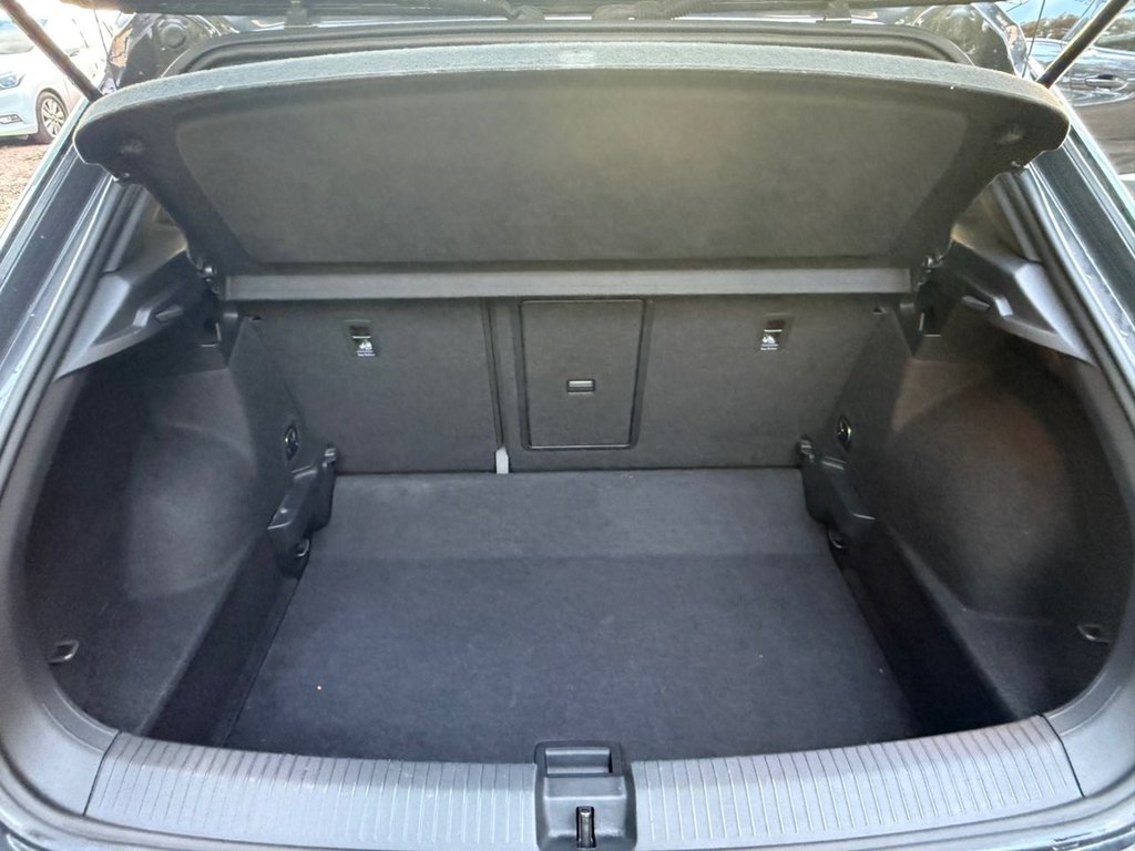 Used Volkswagen T-Roc 2021 for sale - 76617645: Photo 27