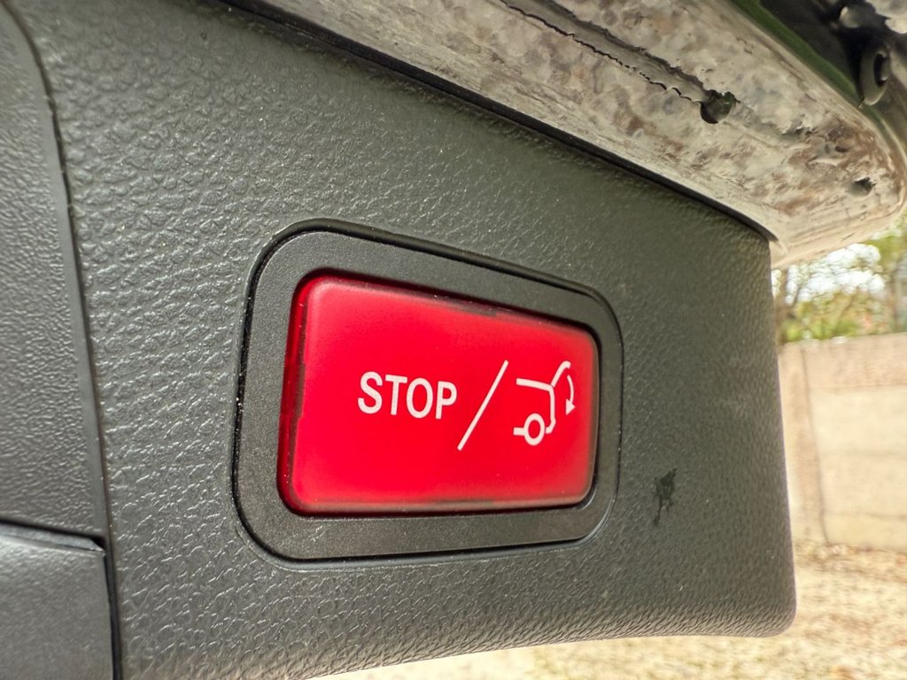 Used Mercedes-Benz C Class 2018 for sale - 76820410: Photo 16