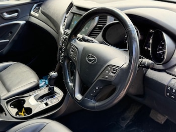 Used Hyundai Santa Fe 2016 for sale - 78828815: Photo