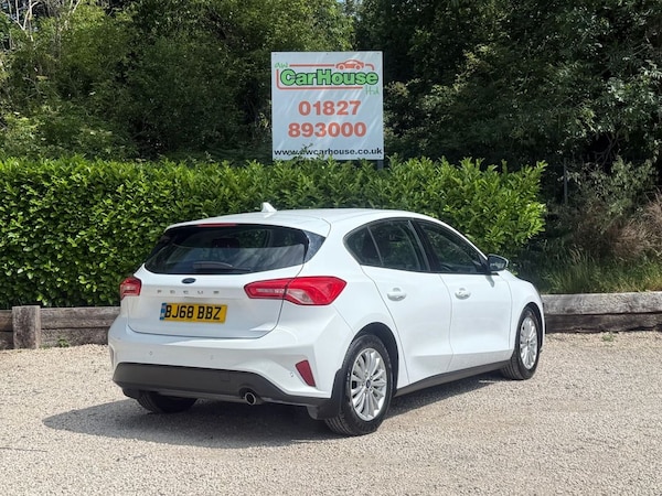 Used Ford Focus 2018 for sale - 76132365: Photo 2