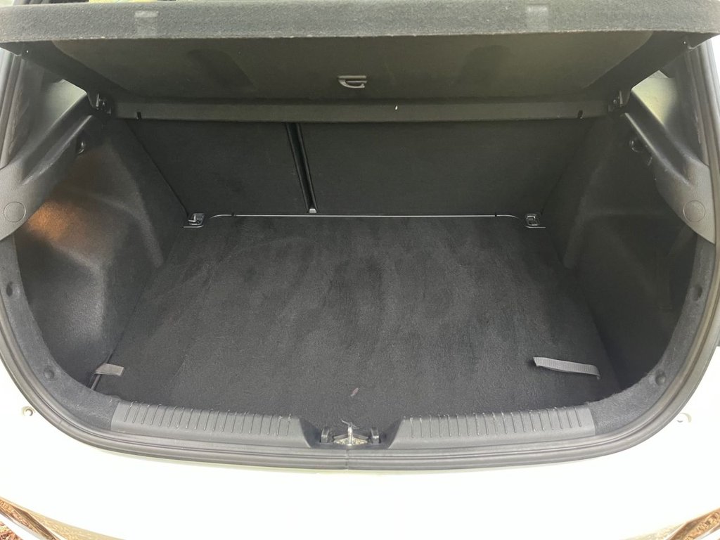 Used Kia Ceed 2018 for sale - 76386117: Photo 15