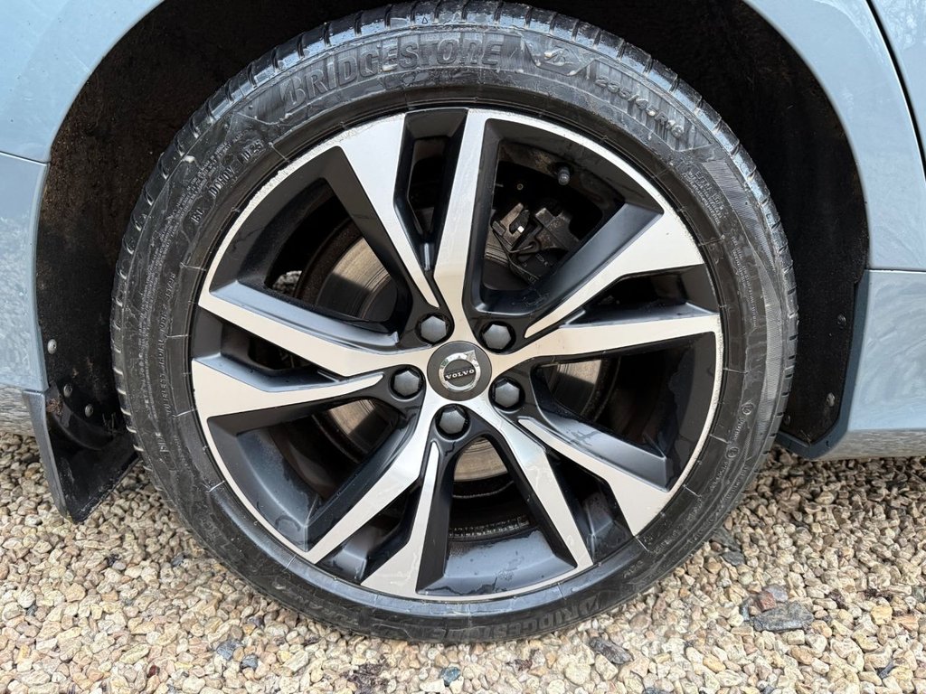 Used Volvo V60 2021 for sale - 77328492: Photo 9