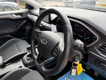 Used Ford Focus 2019 for sale - 79322885: Photo