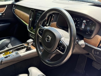 Used Volvo S90 2019 for sale - 78955355: Photo