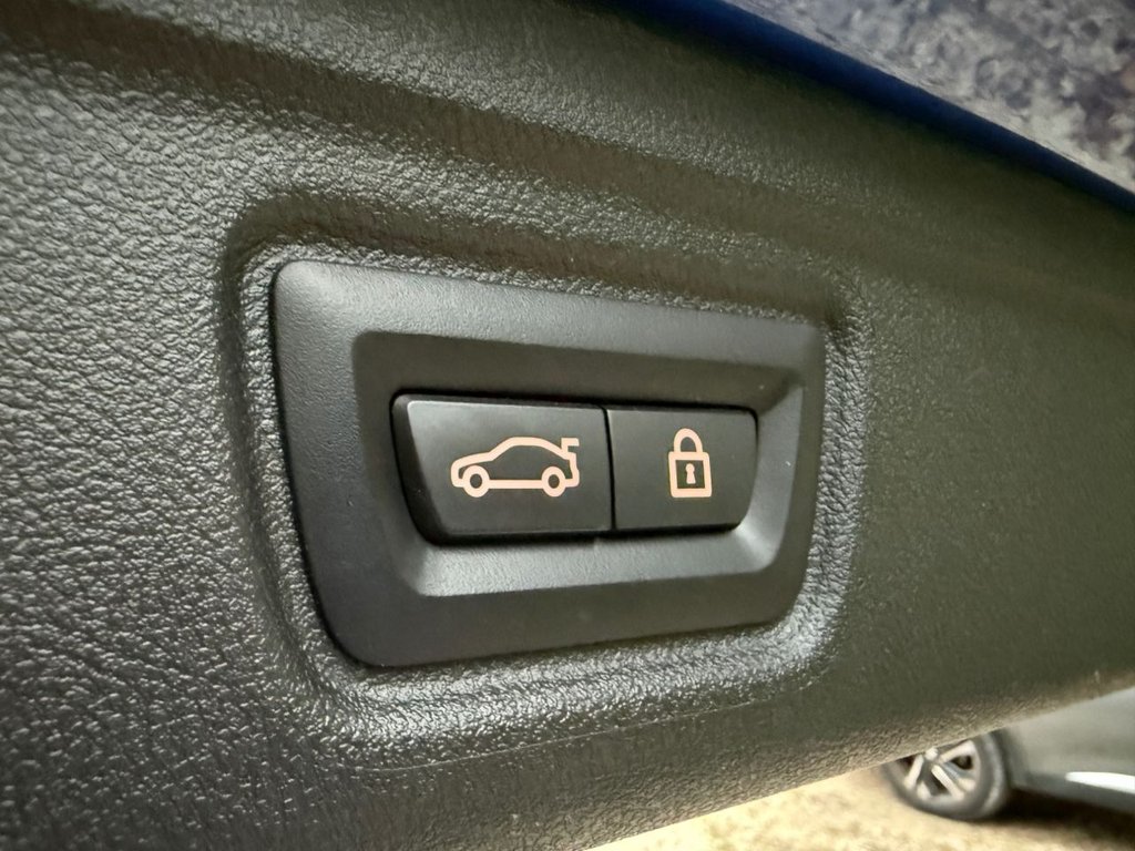 Used BMW 3 Series 2021 for sale - 76482289: Photo 21