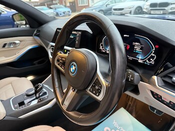 Used BMW 3 Series 2021 for sale - 76482289: Photo