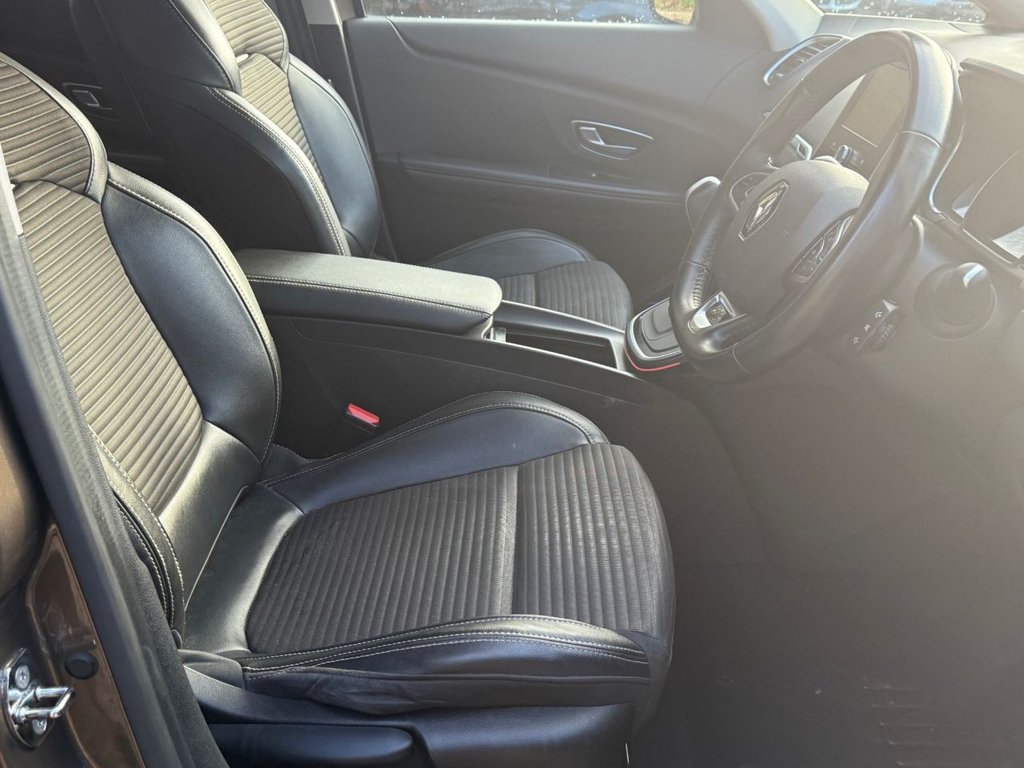 Used Renault Grand Scenic 2018 for sale - 75923291: Photo 12