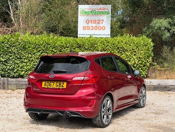 Used Ford Fiesta 2017 for sale - 79470169: Photo