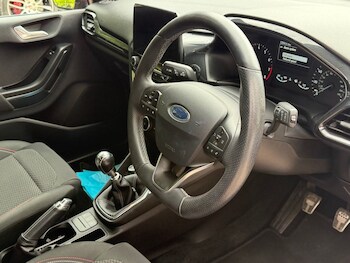 Used Ford Fiesta 2017 for sale - 79470169: Photo