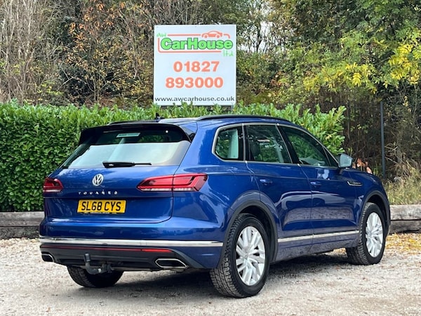 Used Volkswagen Touareg 2018 for sale - 76280230: Photo 2