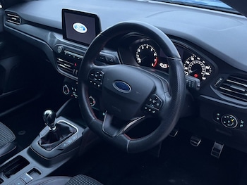 Used Ford Focus 2020 for sale - 77027393: Photo