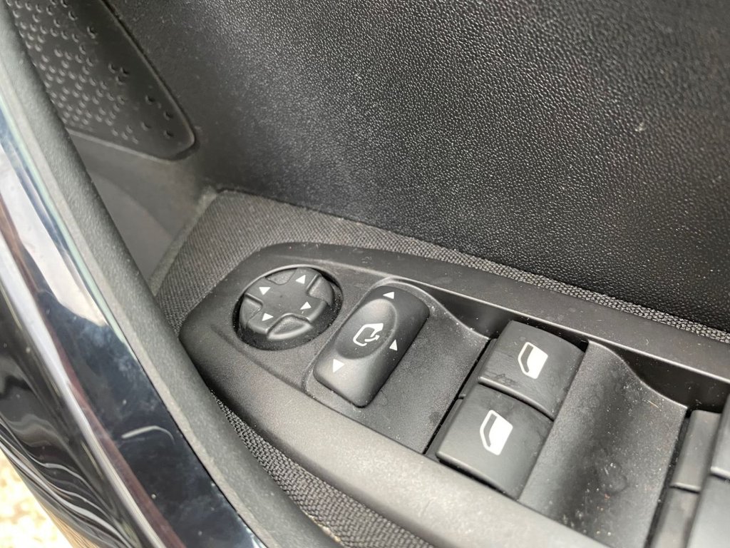 Used Peugeot 2008 2019 for sale - 77037934: Photo 20