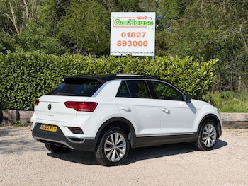 Used Volkswagen T-Roc 2019 for sale - 78382876: Photo