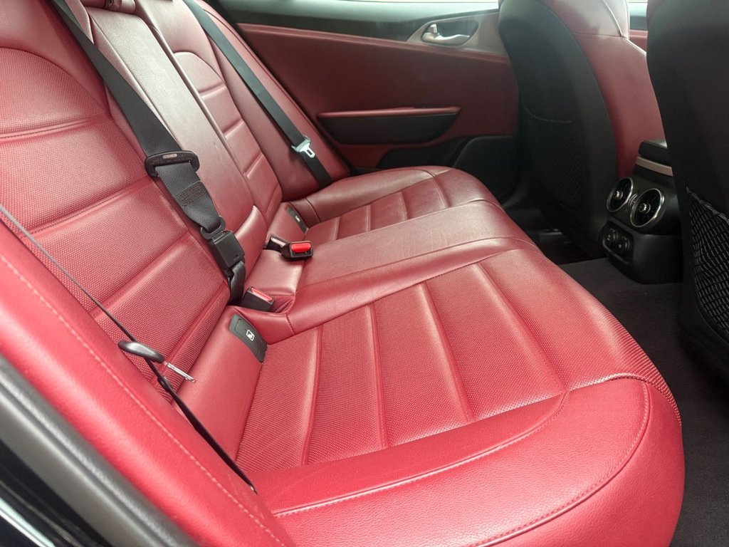 Used Kia Stinger 2019 for sale - 76255921: Photo 14