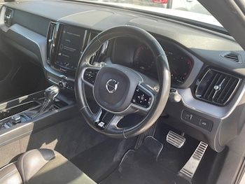 Used Volvo XC60 2018 for sale - 79322879: Photo