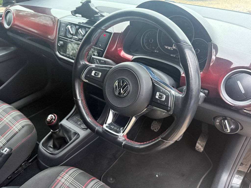 Used Volkswagen up! 2018 for sale - 77792082: Photo 4