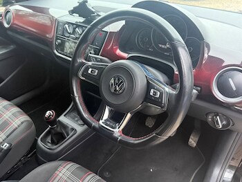 Used Volkswagen up! 2018 for sale - 77792082: Photo