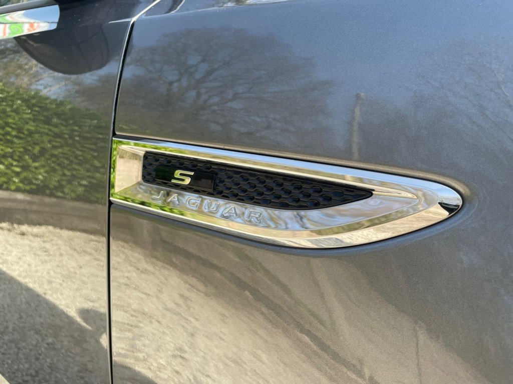 Used Jaguar E-Pace 2018 for sale - 77976631: Photo 30