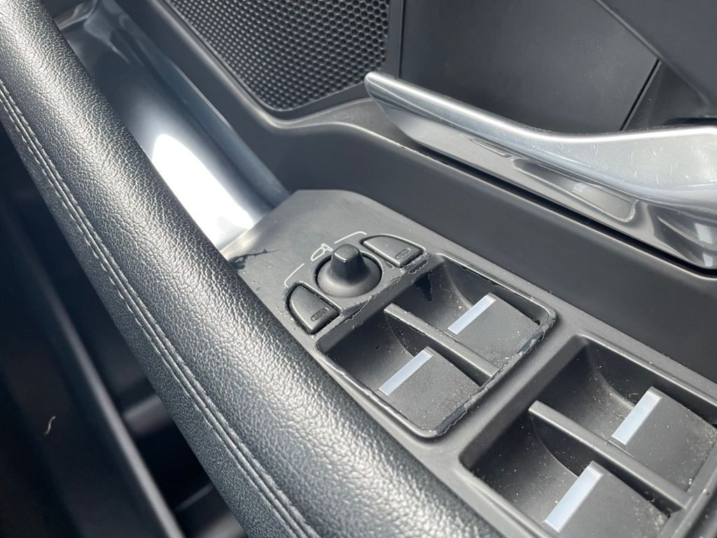 Used Jaguar E-Pace 2018 for sale - 77976631: Photo 36