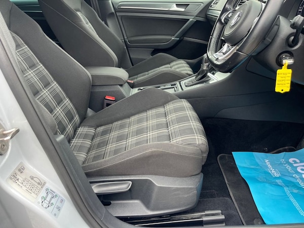 Used Volkswagen Golf 2018 for sale - 76267111: Photo 12