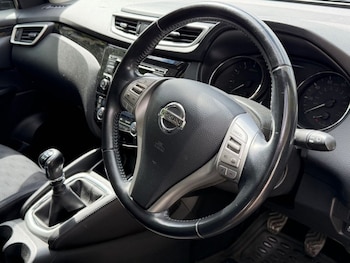Used Nissan Qashqai 2015 for sale - 78569925: Photo