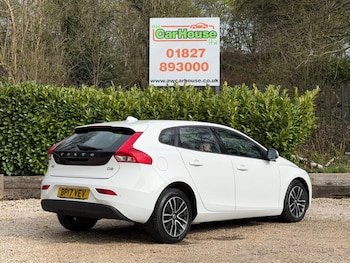 Used Volvo V40 2017 for sale - 78382366: Photo