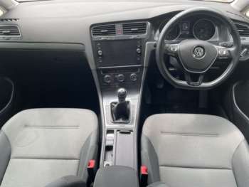 Used Volkswagen Golf 2018 for sale - 75062534: Photo