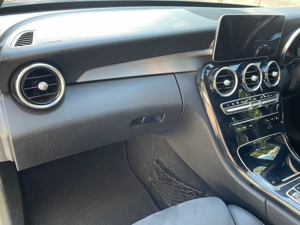 Used Mercedes-Benz C Class 2018 for sale - 75654088: Photo 21