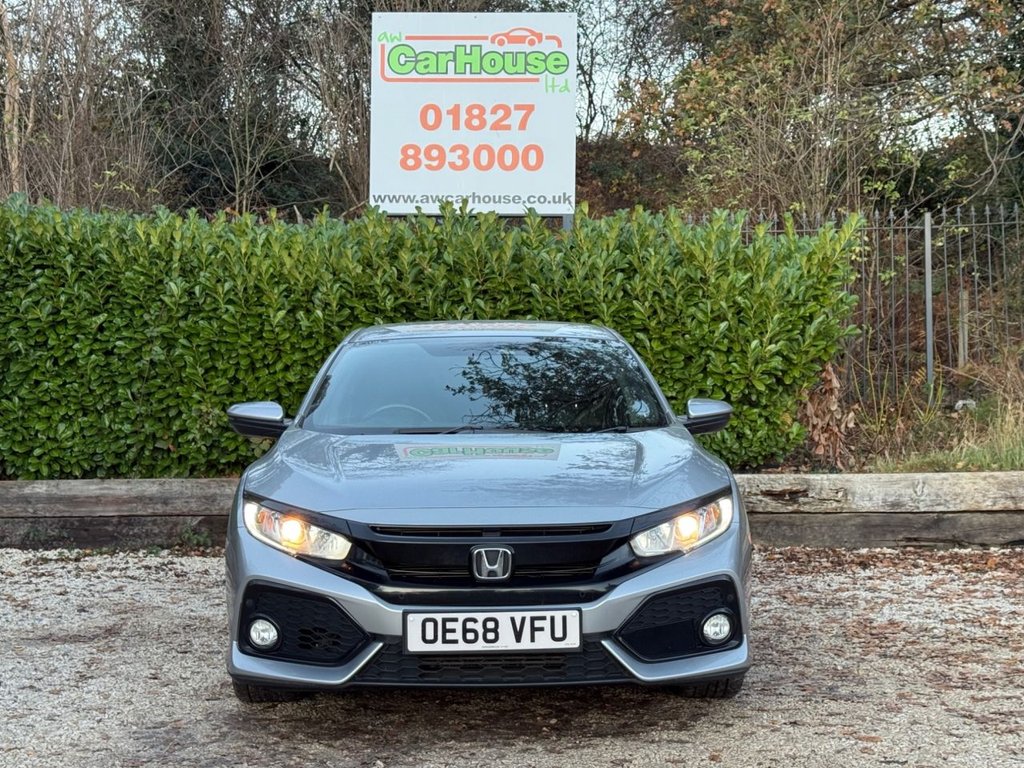 Used Honda Civic 2019 for sale - 76617635: Photo 10