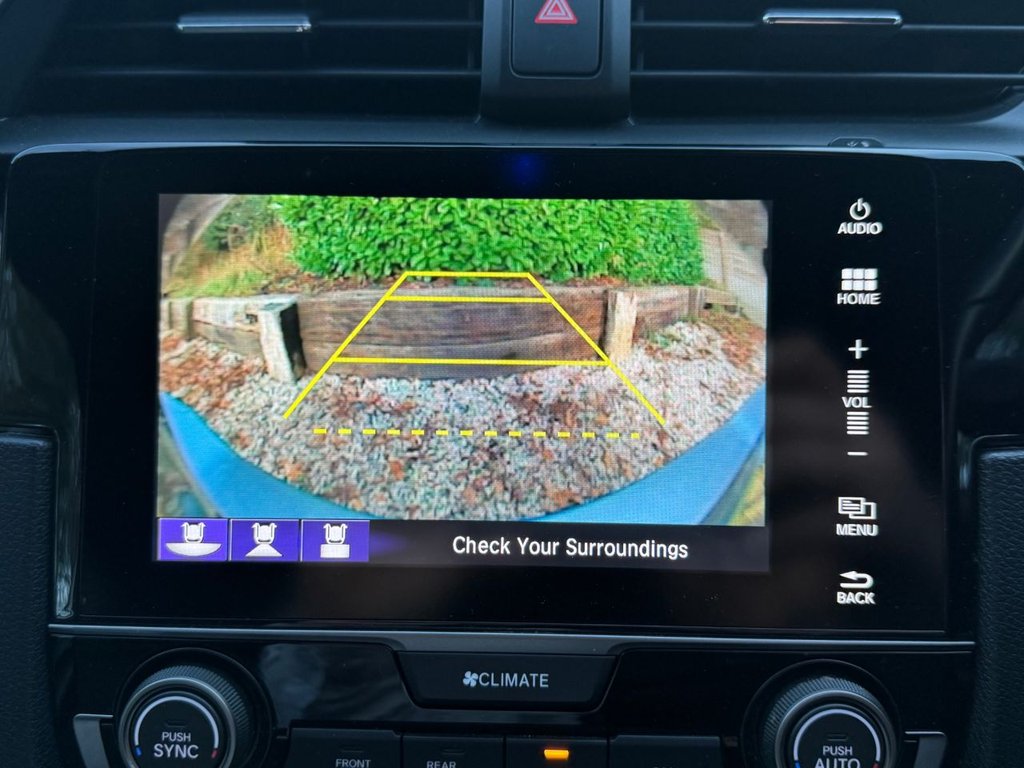 Used Honda Civic 2019 for sale - 76617635: Photo 14