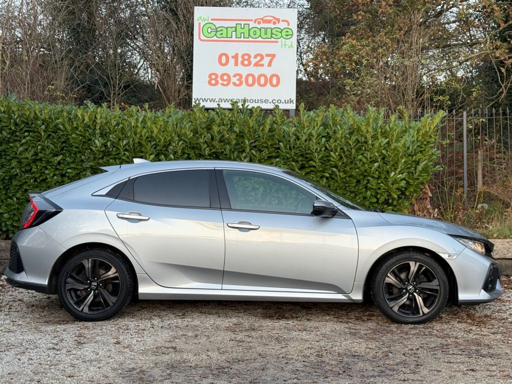 Used Honda Civic 2019 for sale - 76617635: Photo 8