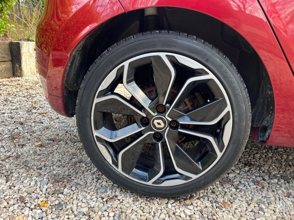 Used Renault Clio 2019 for sale - 76910398: Photo 12