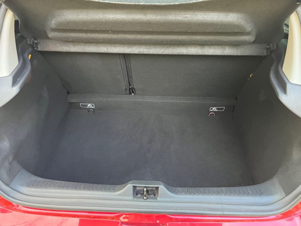 Used Renault Clio 2019 for sale - 76910398: Photo 15