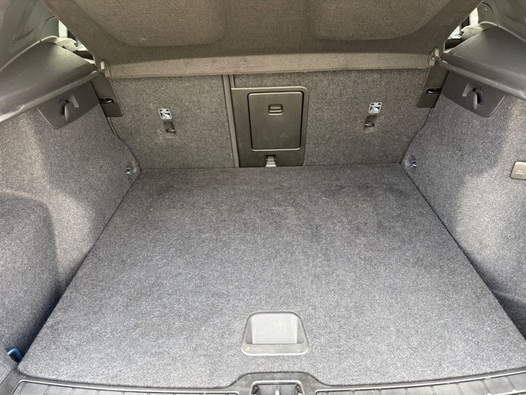 Used Volvo XC40 2021 for sale - 76910351: Photo 14