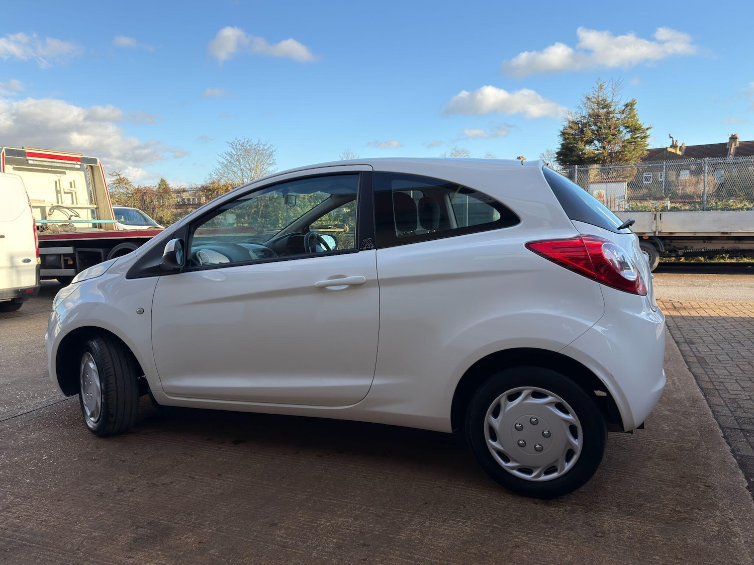 Used Ford Ka 2010 for sale - 76988123: Photo 17