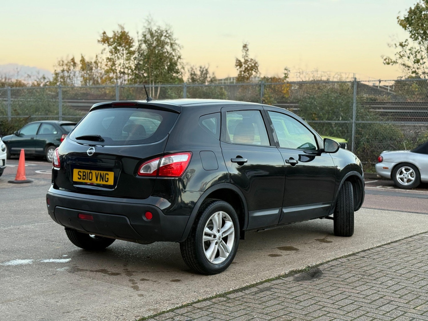 Used Nissan Qashqai 2010 for sale - 76457760: Photo 10