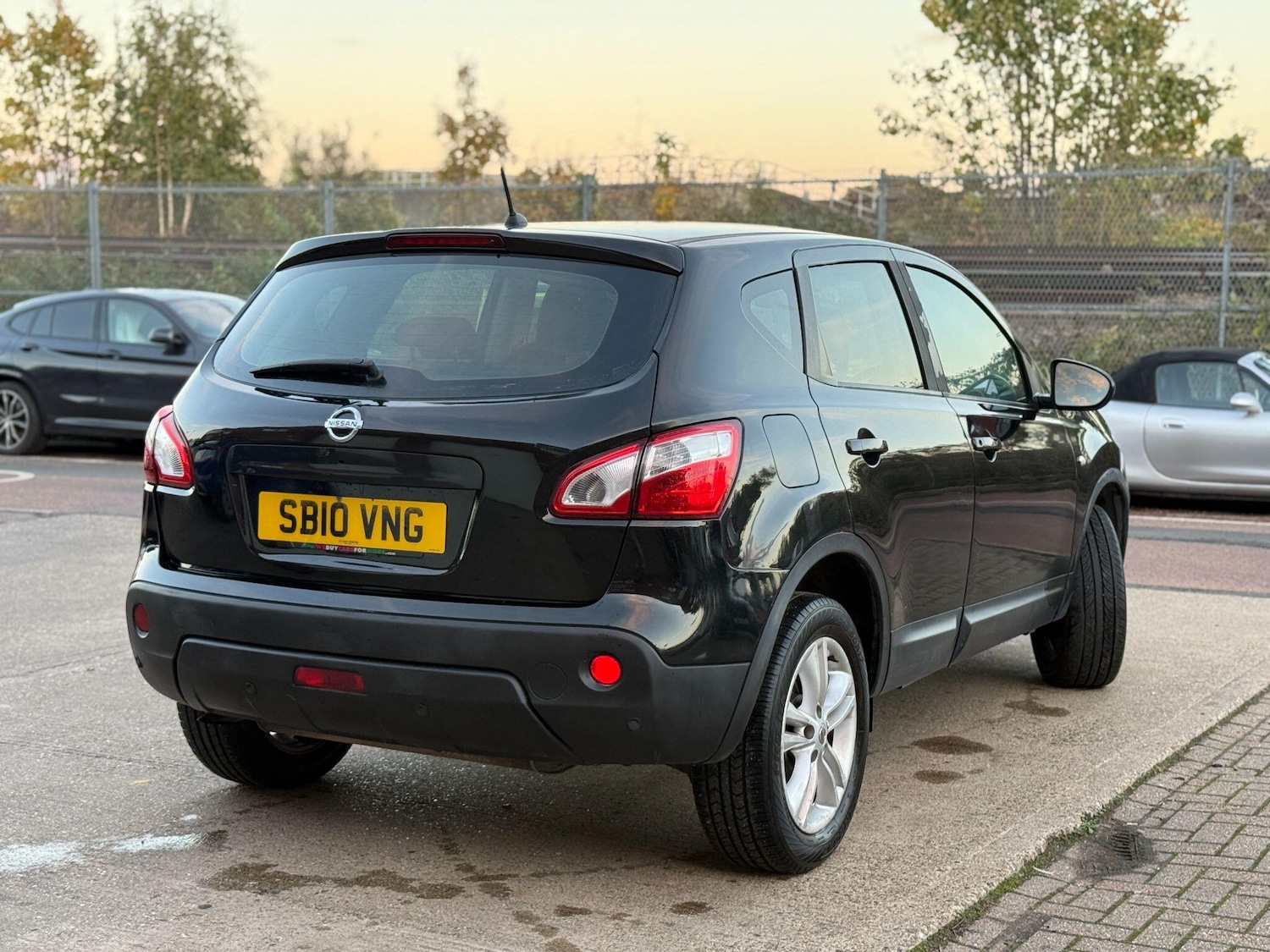 Used Nissan Qashqai 2010 for sale - 76457760: Photo 11